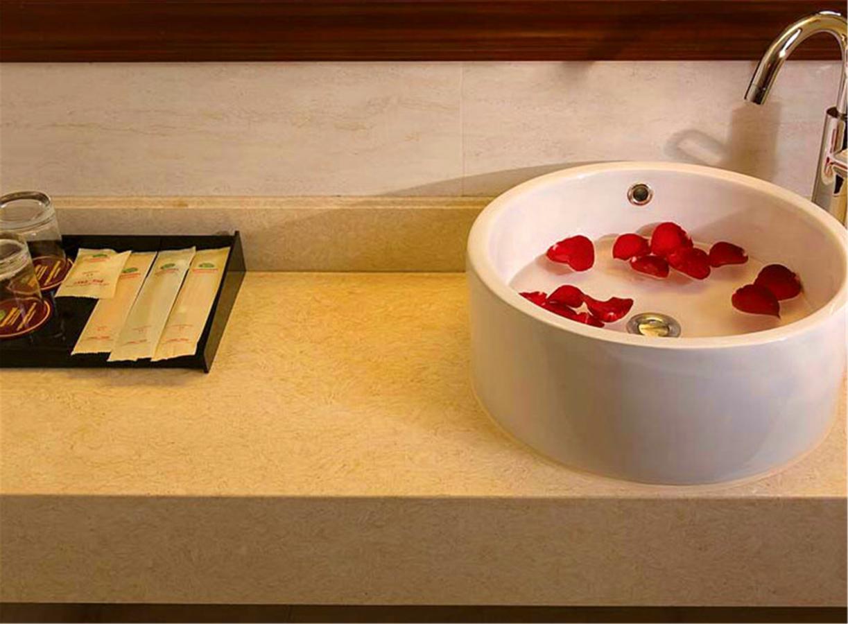 Vienna 3 Best Hotel Meilong Road شينزين المظهر الخارجي الصورة