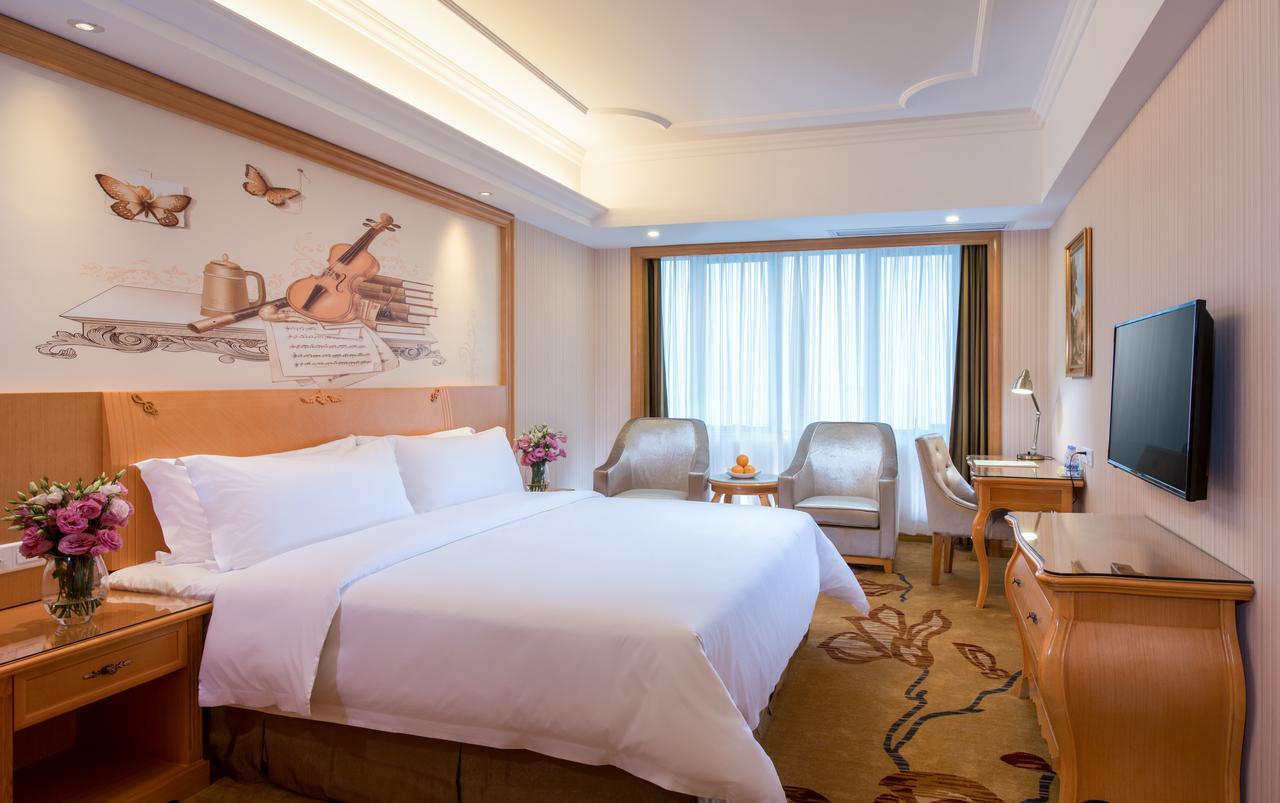 Vienna 3 Best Hotel Meilong Road شينزين المظهر الخارجي الصورة